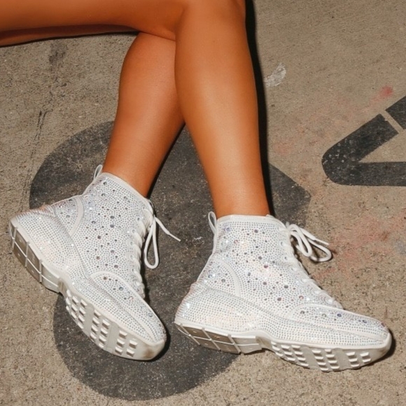 𝘽𝘼𝘾𝙆 𝙄𝙉 𝙎𝙏𝙊𝘾𝙆🖤𝑹𝒉𝒊𝒏𝒆𝒔𝒕𝒐𝒏𝒆 𝑷𝒍𝒂𝒕𝒇𝒐𝒓𝒎 - WHITE - Picture 5 of 13